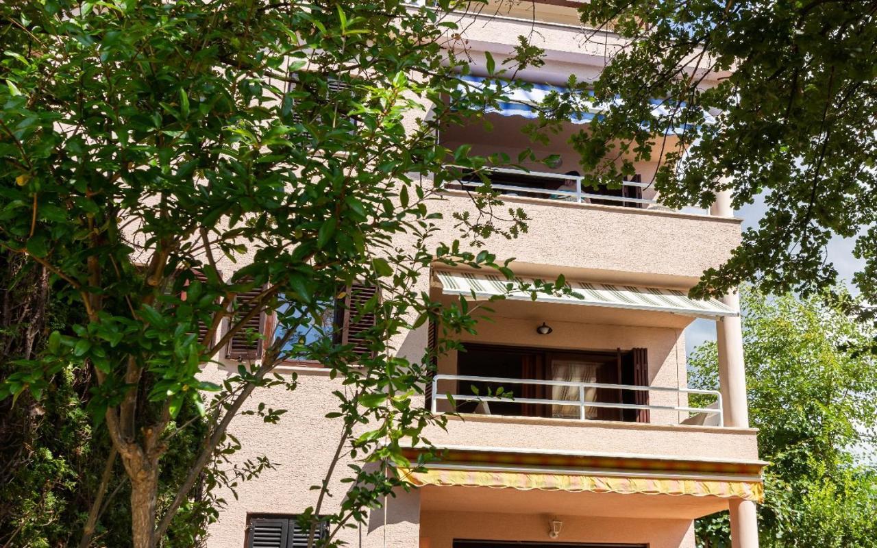 Apartman Neda -Vantacici Malinska Exterior photo